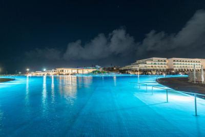 Grupo HD culmina con éxito el hotel más grande de Lanzarote