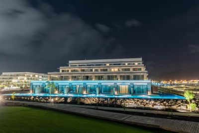 Grupo HD culmina con éxito el hotel más grande de Lanzarote